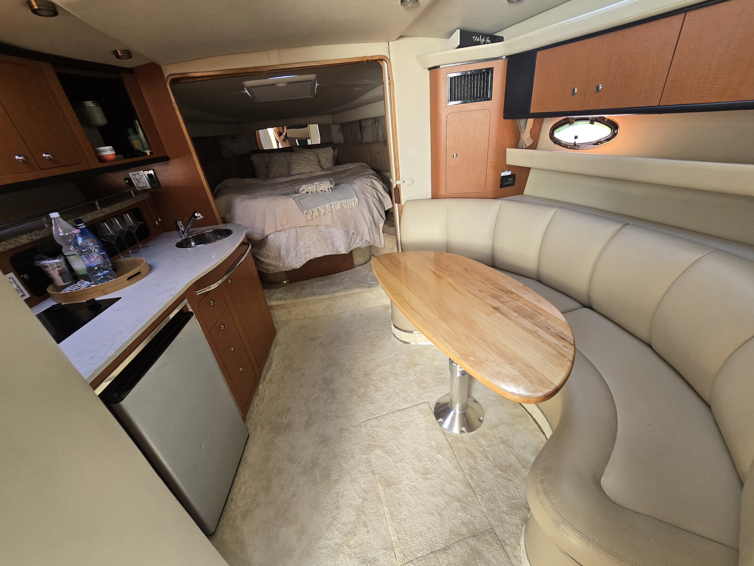 Motorówka Chaparral 370 – doinwestowana, bogato wyposażona, duża moc