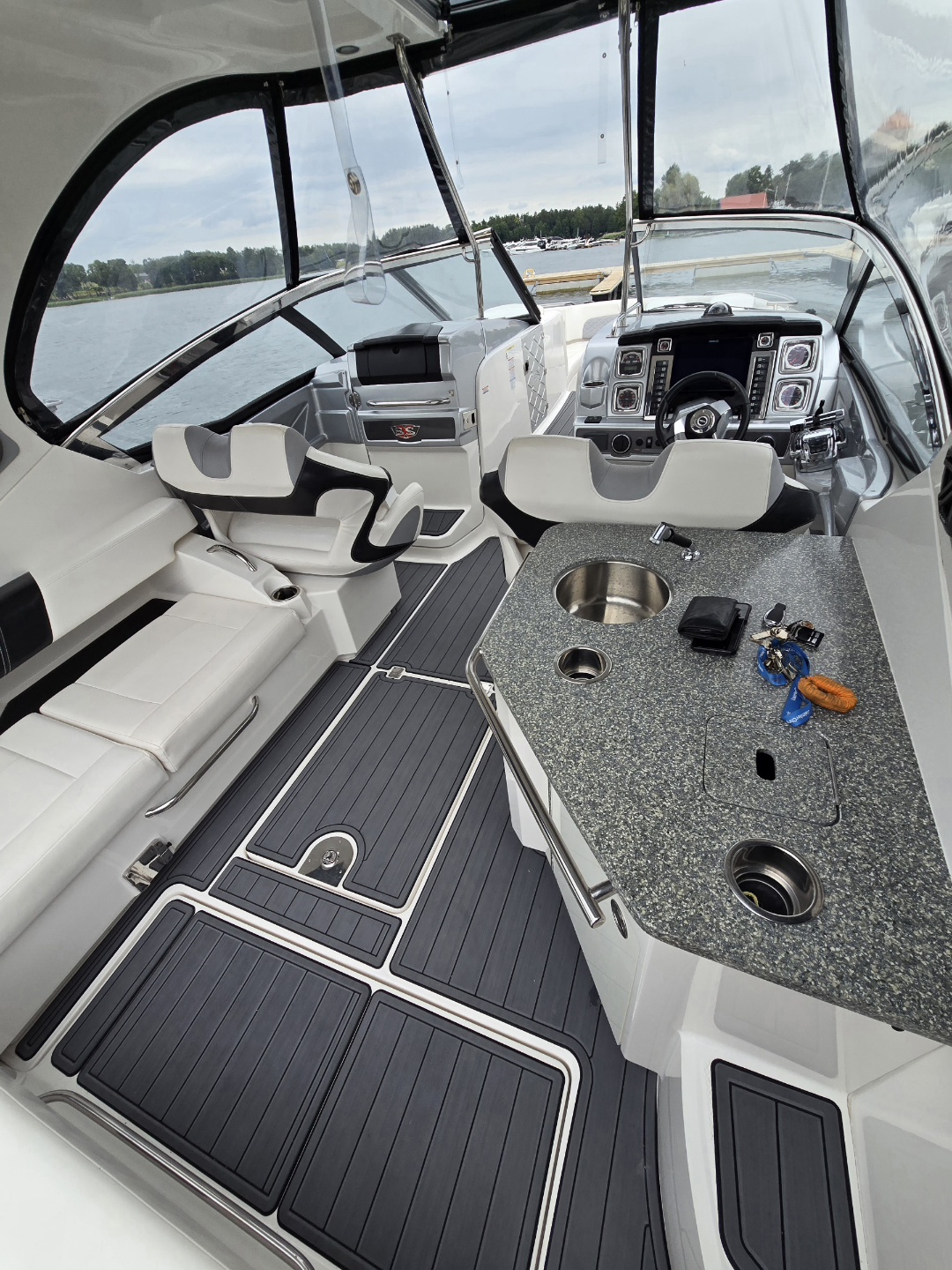 Chaparral 327 SSX – 2014
