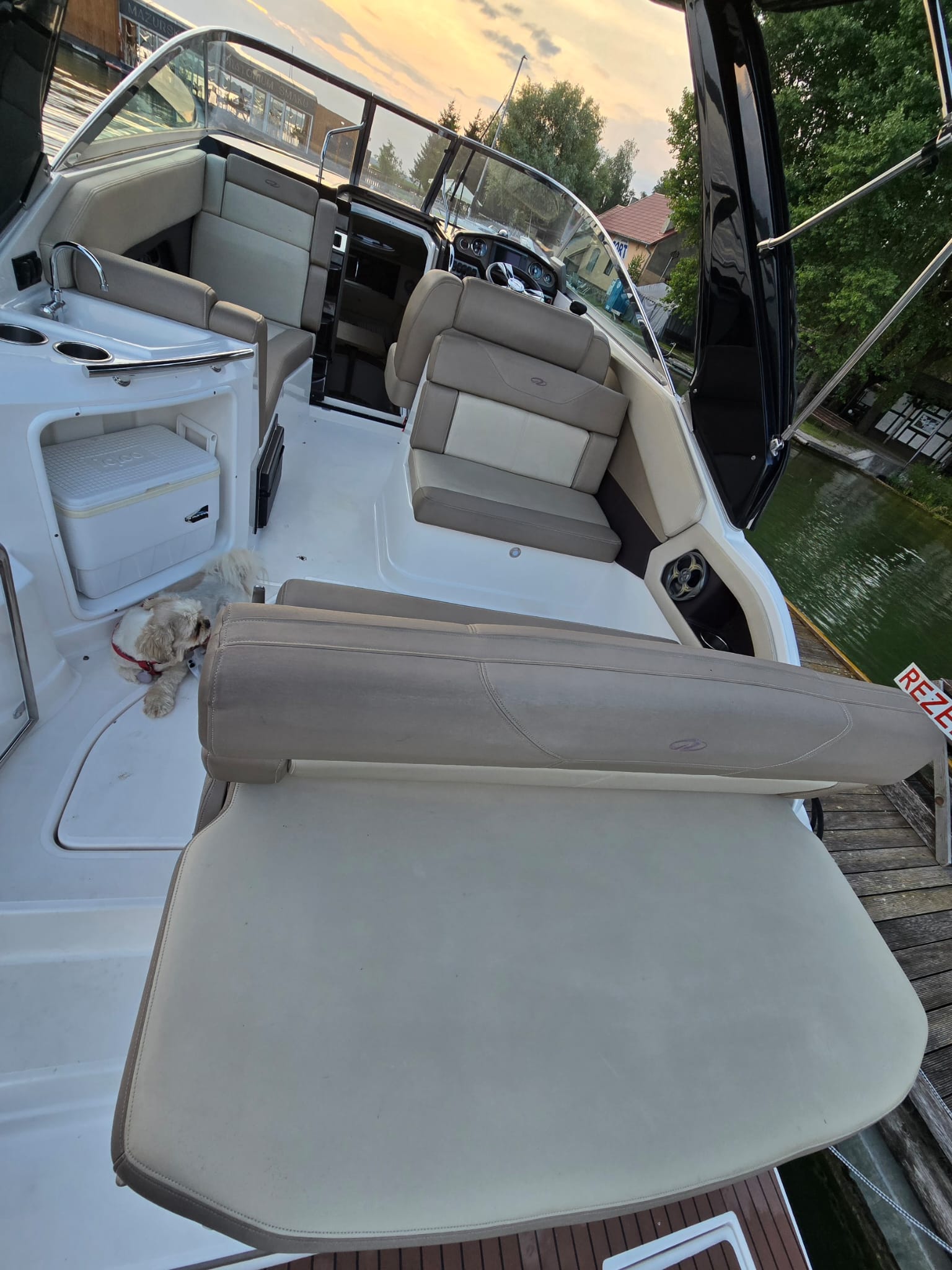 Motorowka Regal 28 Express 2013 rok