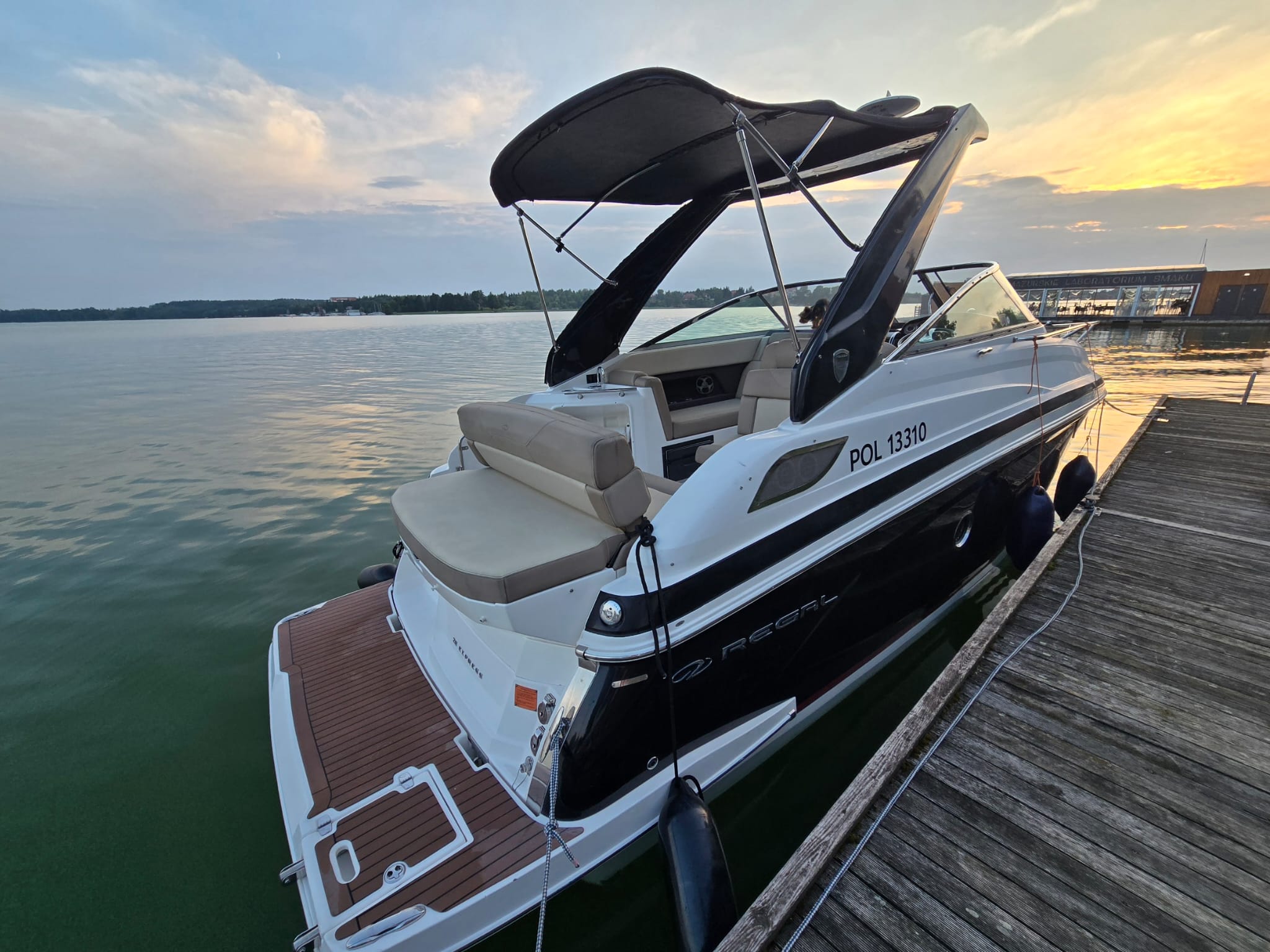 Motorowka Regal 28 Express 2013 rok