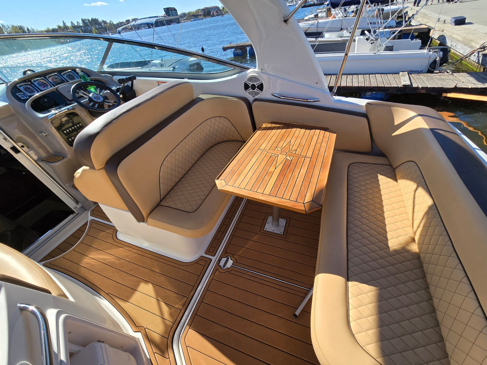 Chaparral 280 2008 rok 2x volvo penta 4.3l