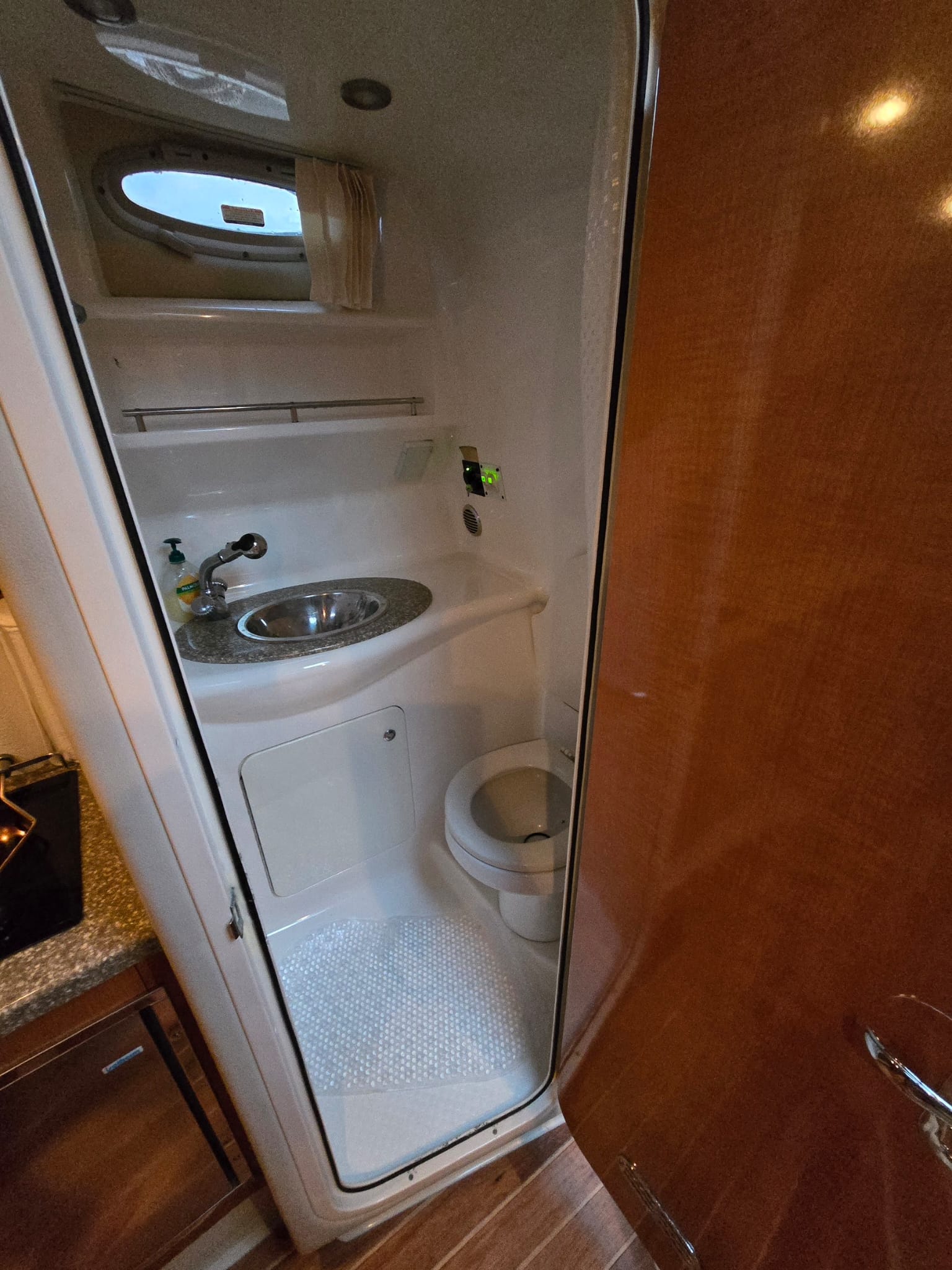 Chaparral 280 2008 rok 2x volvo penta 4.3l